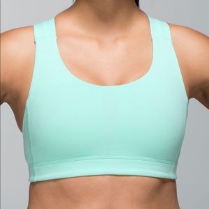 Lululemon all sport bra size 4